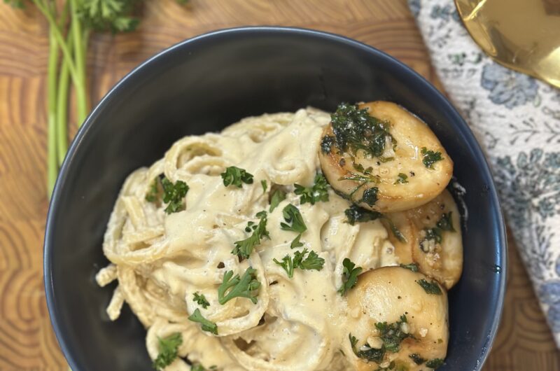 20-Minute Plant-Based Fettuccine Alfredo